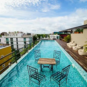 Be Playa Boutique & Rooftop Bar 4*, Playa del Carmen Meksyk