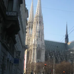 3* Pensión Schottentor