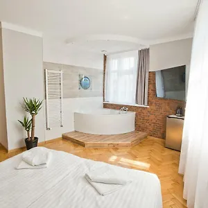 R&b , Poznań Polska