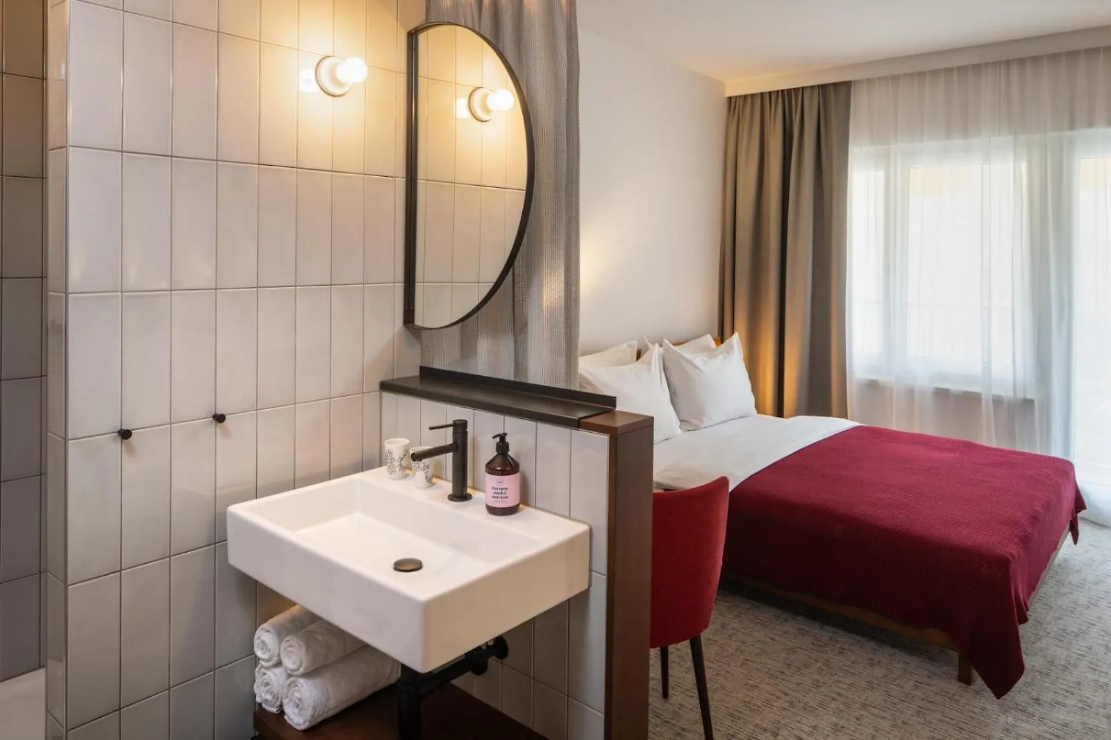 Magdas Hotel Vienna City - First Social Business Hotel In Austria
